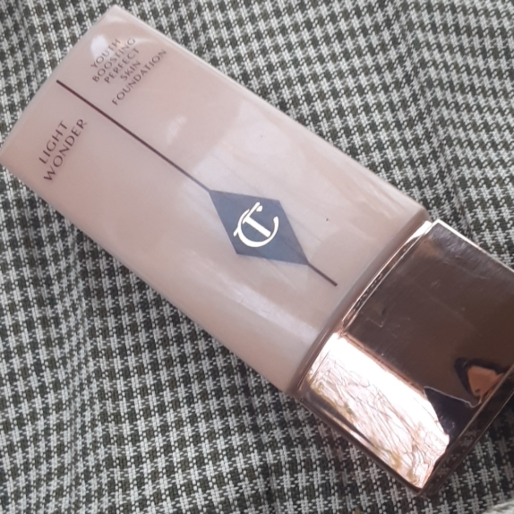 Charlotte Tilbury Light Wonder #5